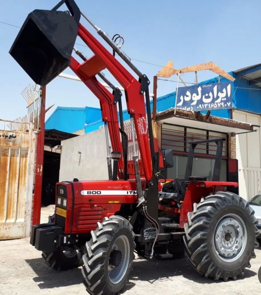 تراکتور ۸۰۰ جفت با بیل جلو تعادل دار|خودرو سنگین|کرج, ندامتگاه کرج (قزلحصار)|دیوار