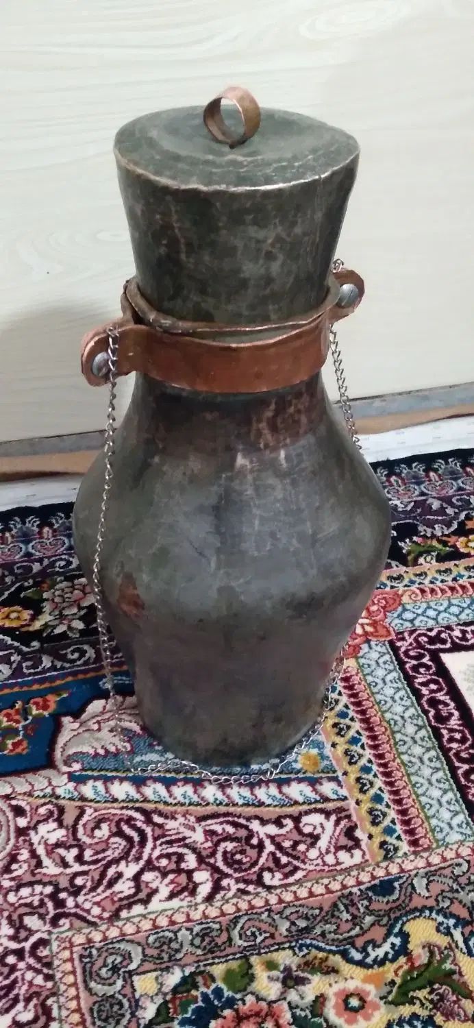 روغن دان مسی بسیار کهنه حداقل ۱۰۰سال پیش|کلکسیون اشیاء عتیقه|اراک, |دیوار