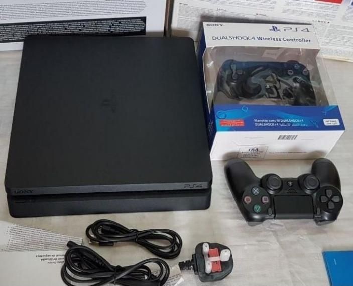 PS4 SLIM HDRدودسته استفاده نکردیم مشابه آکبند نونو|کنسول، بازی ویدئویی و آنلاین|تهران, تهران‌سر|دیوار