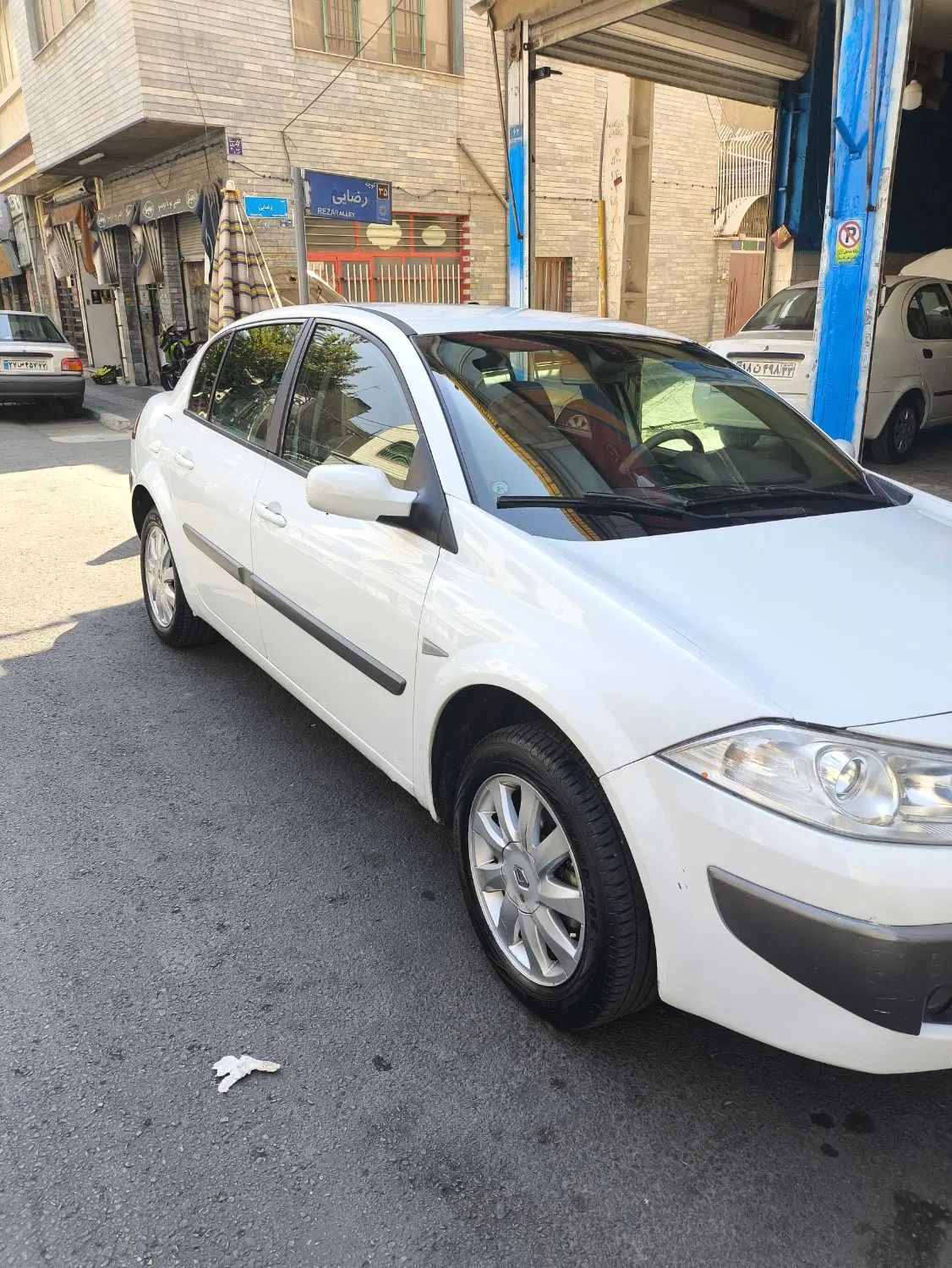مگان 2000اتومات موتور گیربکس شاسی سالم|خودرو سواری و وانت|تهران, گلچین|دیوار
