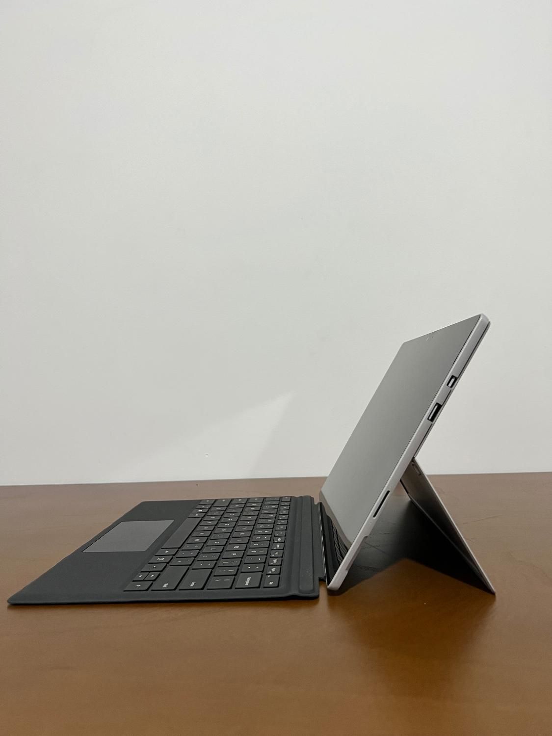سرفیس پرو ۵      surface pro 5|رایانه همراه|شیراز, ملاصدرا|دیوار
