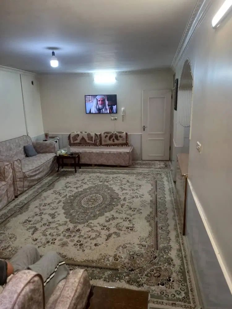 ویلایی دو طبقه  ۱۴۰ متر ساخت ۲ خواب بر کوچه ۸ متری|فروش خانه و ویلا|اصفهان, عطار نیشابوری|دیوار