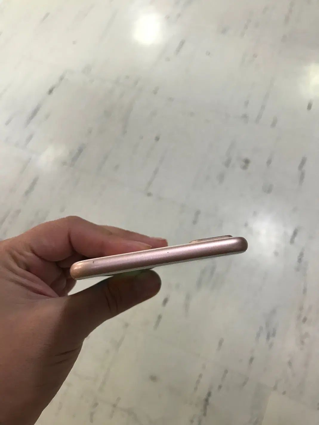 اپل iPhone 8 Plus با حافظهٔ ۶۴ گیگابایت|موبایل|اردبیل, |دیوار