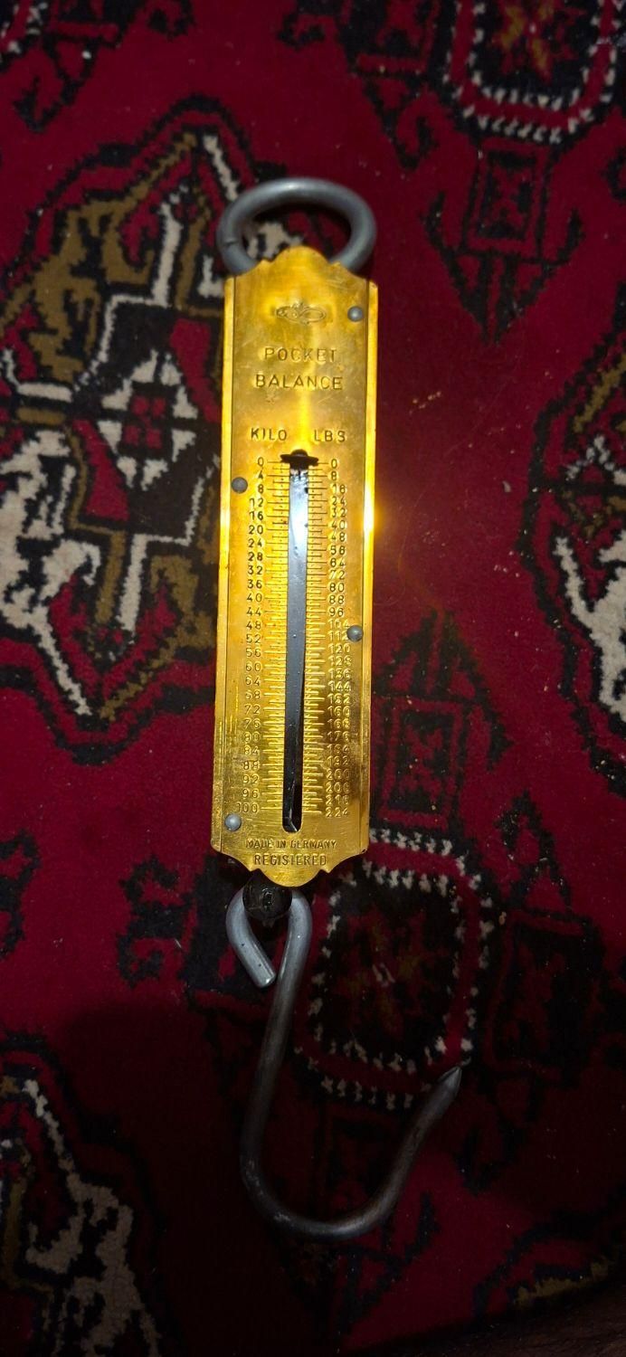 ترازو دستی|کلکسیون اشیاء عتیقه|گرگان, |دیوار