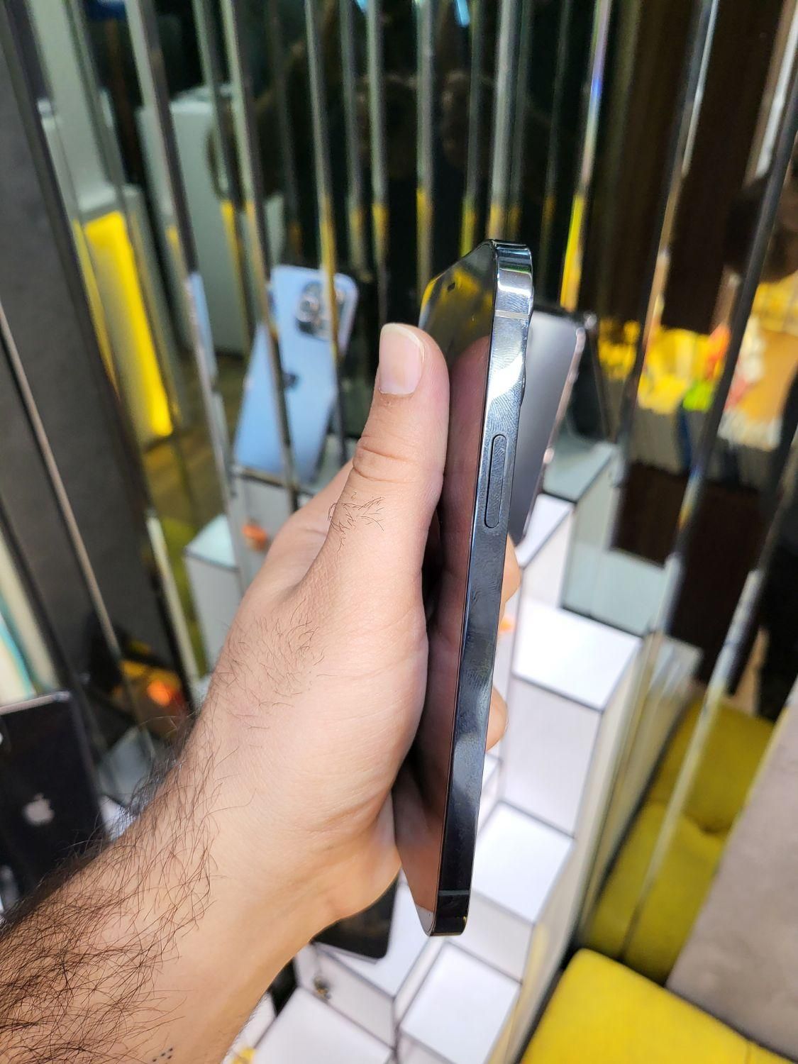 iphone 12 pro 512gb zaa|موبایل|اصفهان, باغ زرشک|دیوار