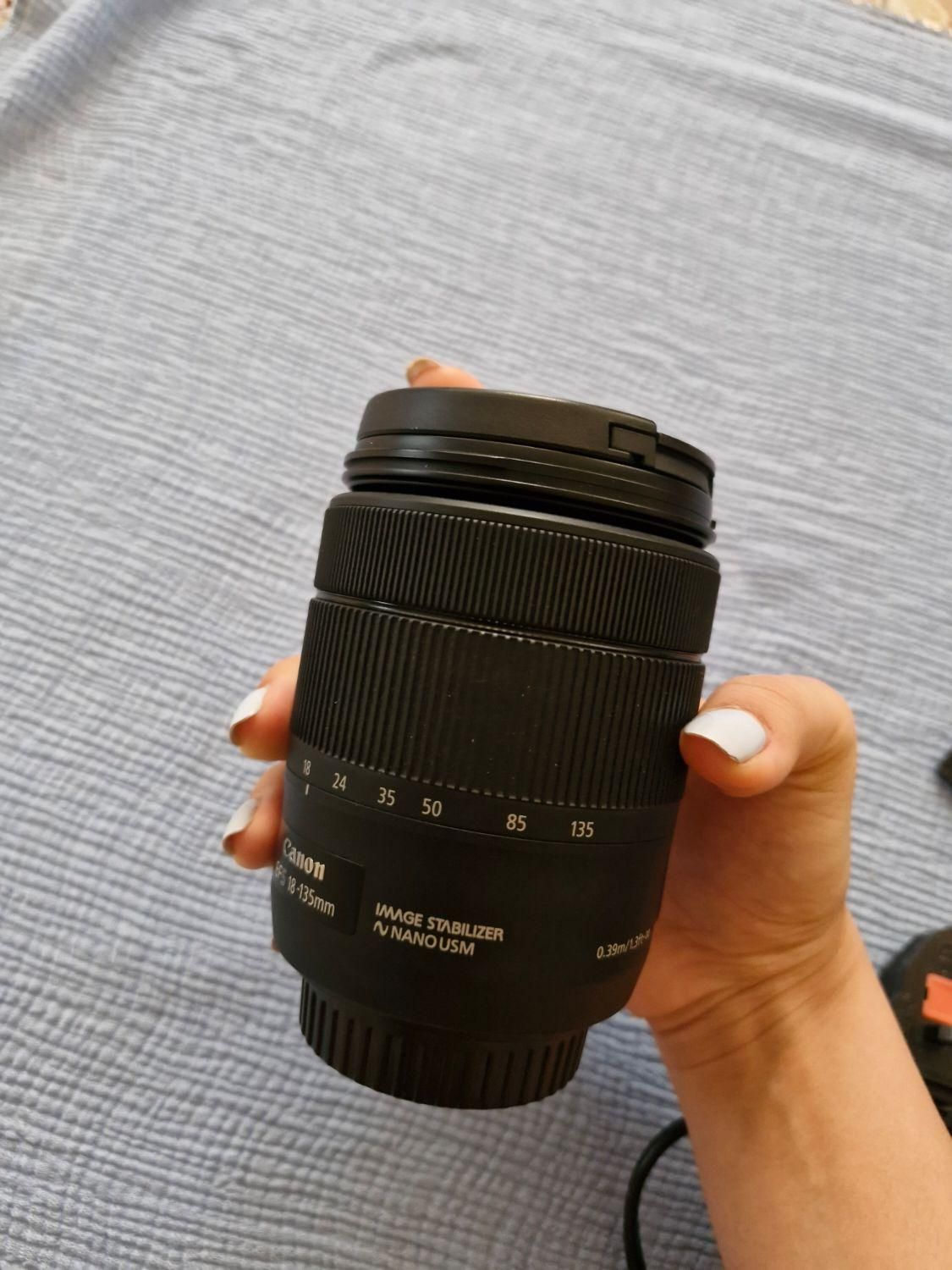 دوربین Canon 2000D به همراه لنز ۱۸ ، ۱۳۵|دوربین عکاسی و فیلم‌برداری|ورامین, |دیوار