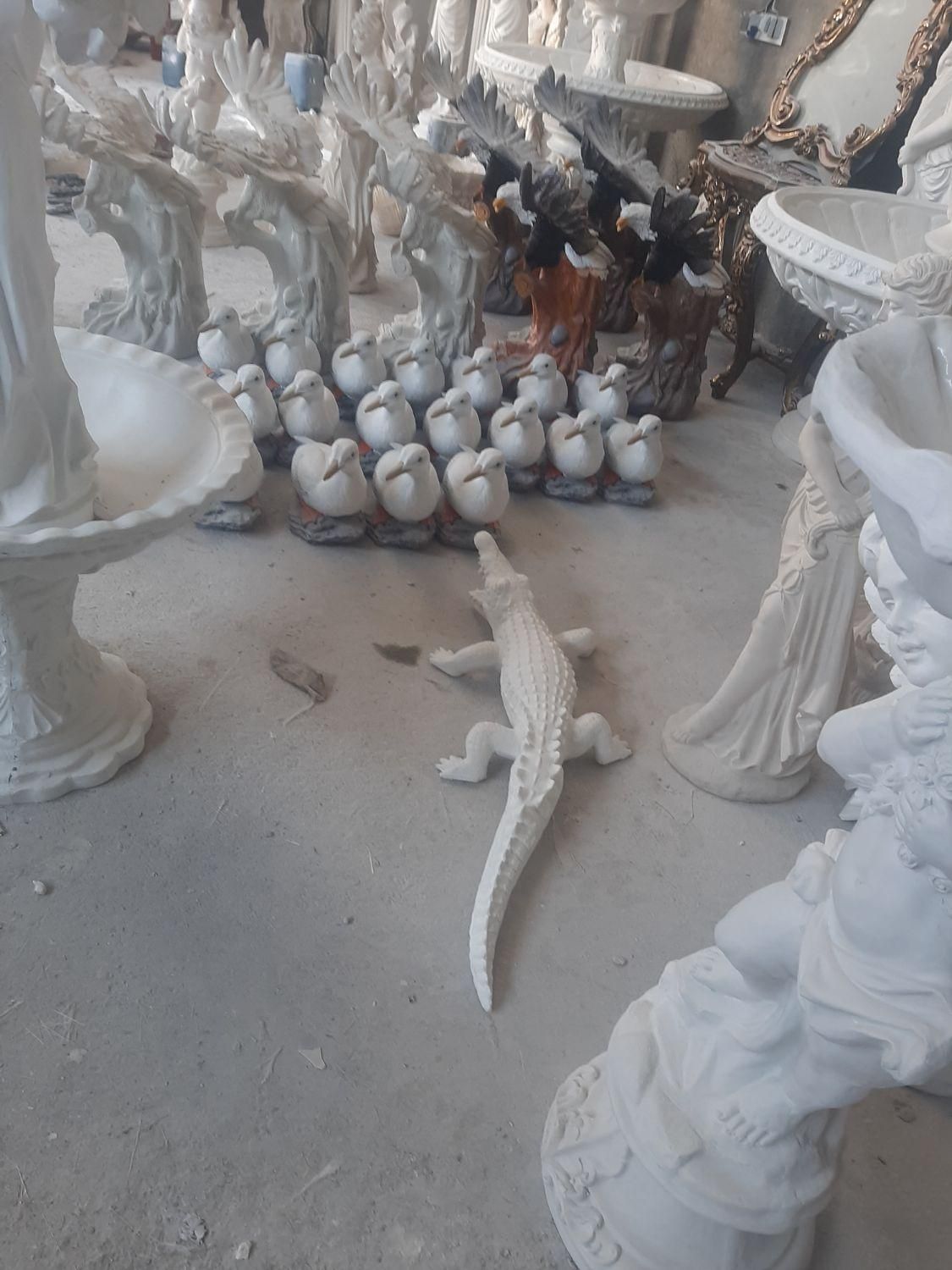 مجسمه تمساح فایبرگلاس فرشته|مجسمه، تندیس، ماکت|مشهد, نوید|دیوار