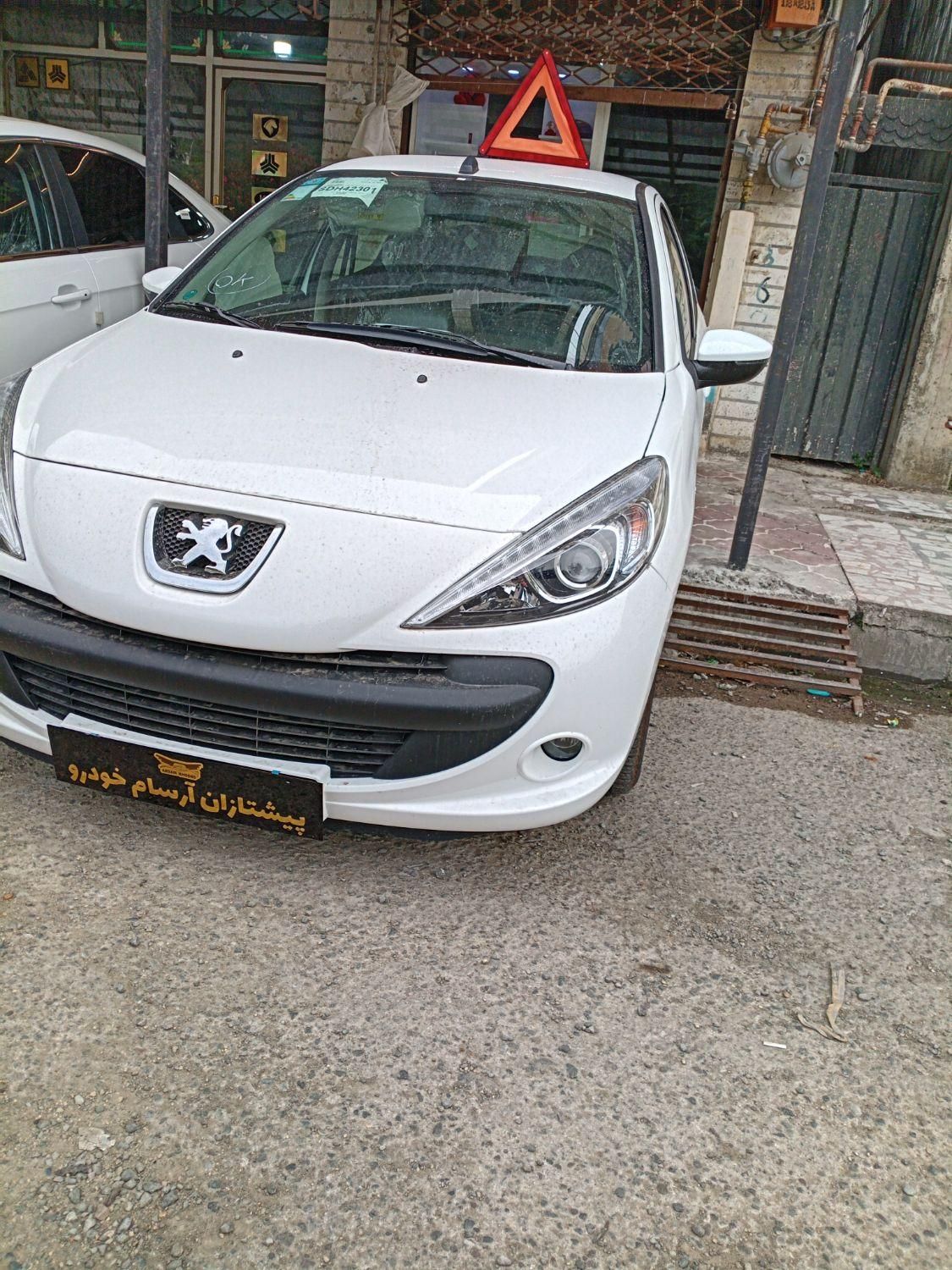 پژو مدل ۱۴۰۴|خودرو سواری و وانت|رشت, گلسار|دیوار