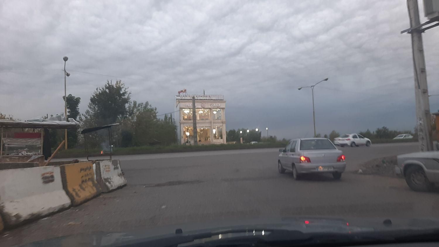 تجاری بر اول اتوبان جعفرآباد خمام تهاتر معاوضه|فروش زمین و ملک کلنگی|رشت, سعدی (تختی)|دیوار