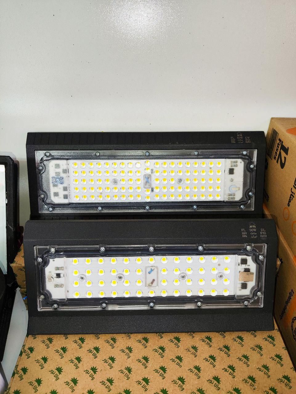 پرژکتور led و پرژکتور ریلی.برق آبی|لامپ و چراغ|اصفهان, شیخ اشراق|دیوار