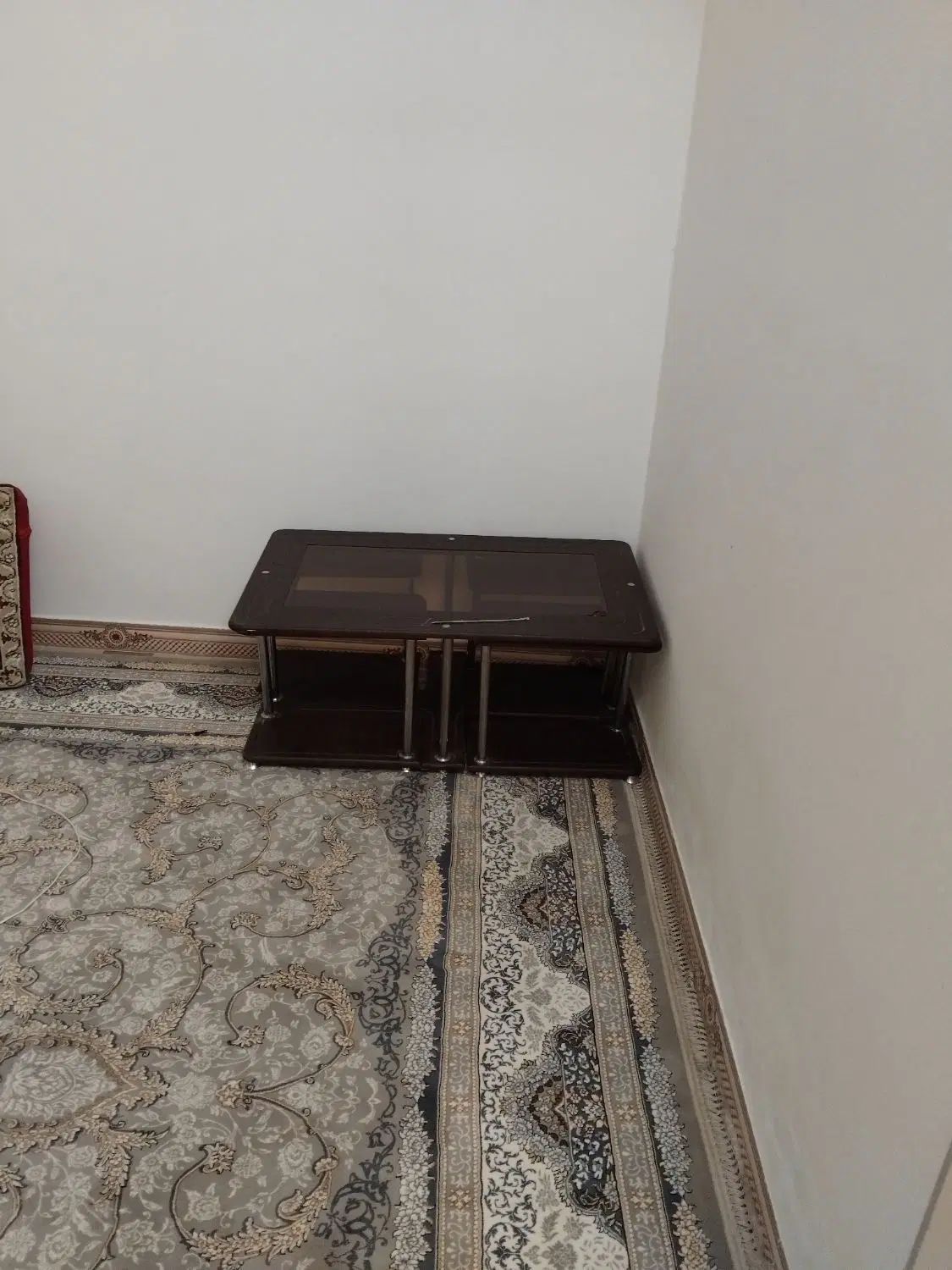 مبل ۷نفره همراه میزوعسلی وساعت ایستاده|مبلمان خانگی و میز عسلی|سنقر, |دیوار