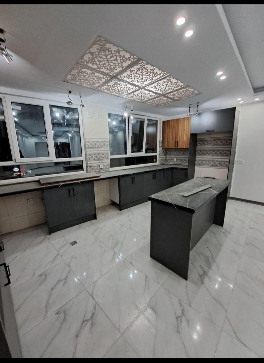 فروش یک واحد ۱۱۰مهندس ساز جواز دار|فروش آپارتمان|تهران, شمیران‌نو|دیوار