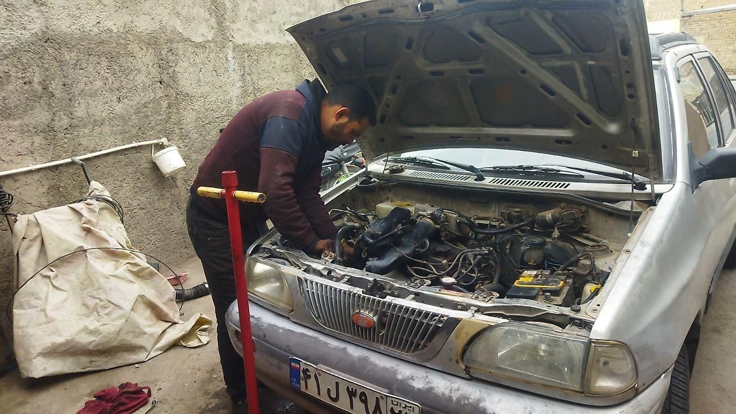 باطریسازی و مکانیکی شبانه روزی|خدمات موتور و ماشین|کاشان, باغچه فیض|دیوار