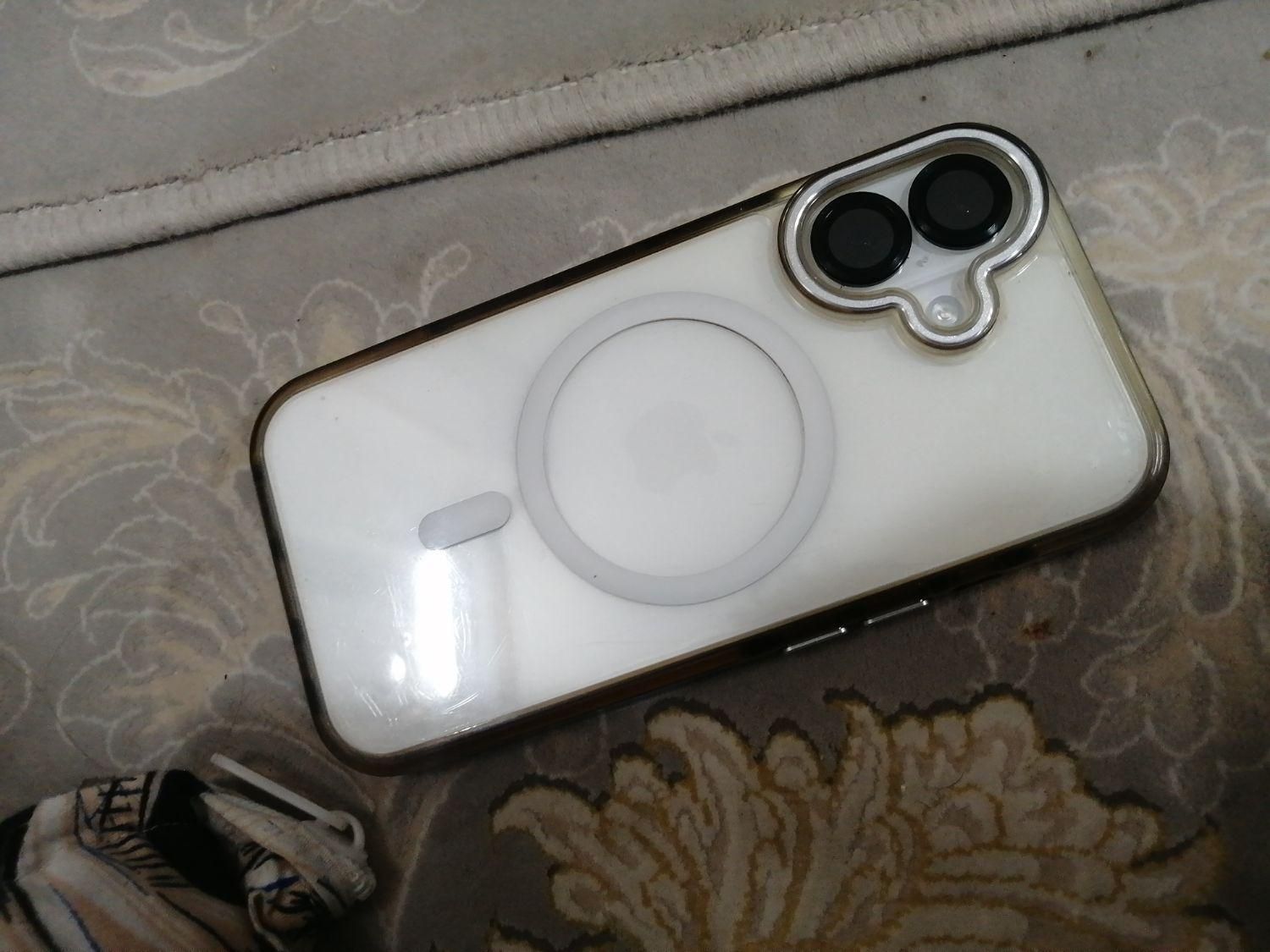اپل iPhone 16 با حافظهٔ ۱۲۸ گیگابایت|موبایل|مشهد, رده|دیوار