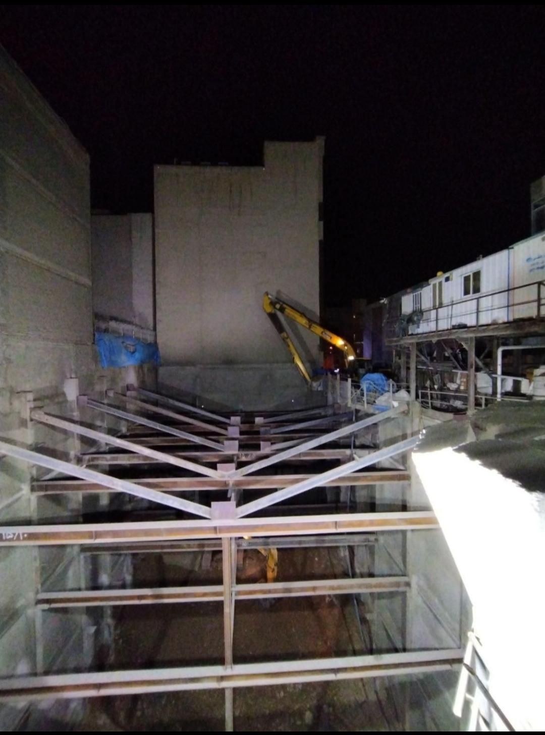 تخریب خاکبرداری گودبرداری خرید ضایعات ساختمانی|خدمات پیشه و مهارت|تهران, پاسداران|دیوار