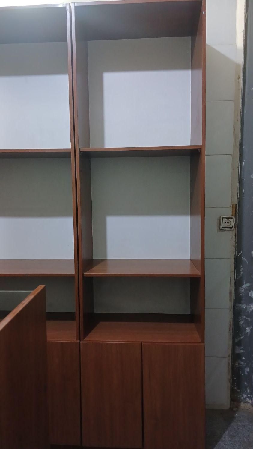 ۳عدد قفسه چوبی مخصوص بوتیک و مغازه لباس فروشی|کتابخانه، شلف، قفسه‌های دیواری|تهران, ابن بابویه|دیوار