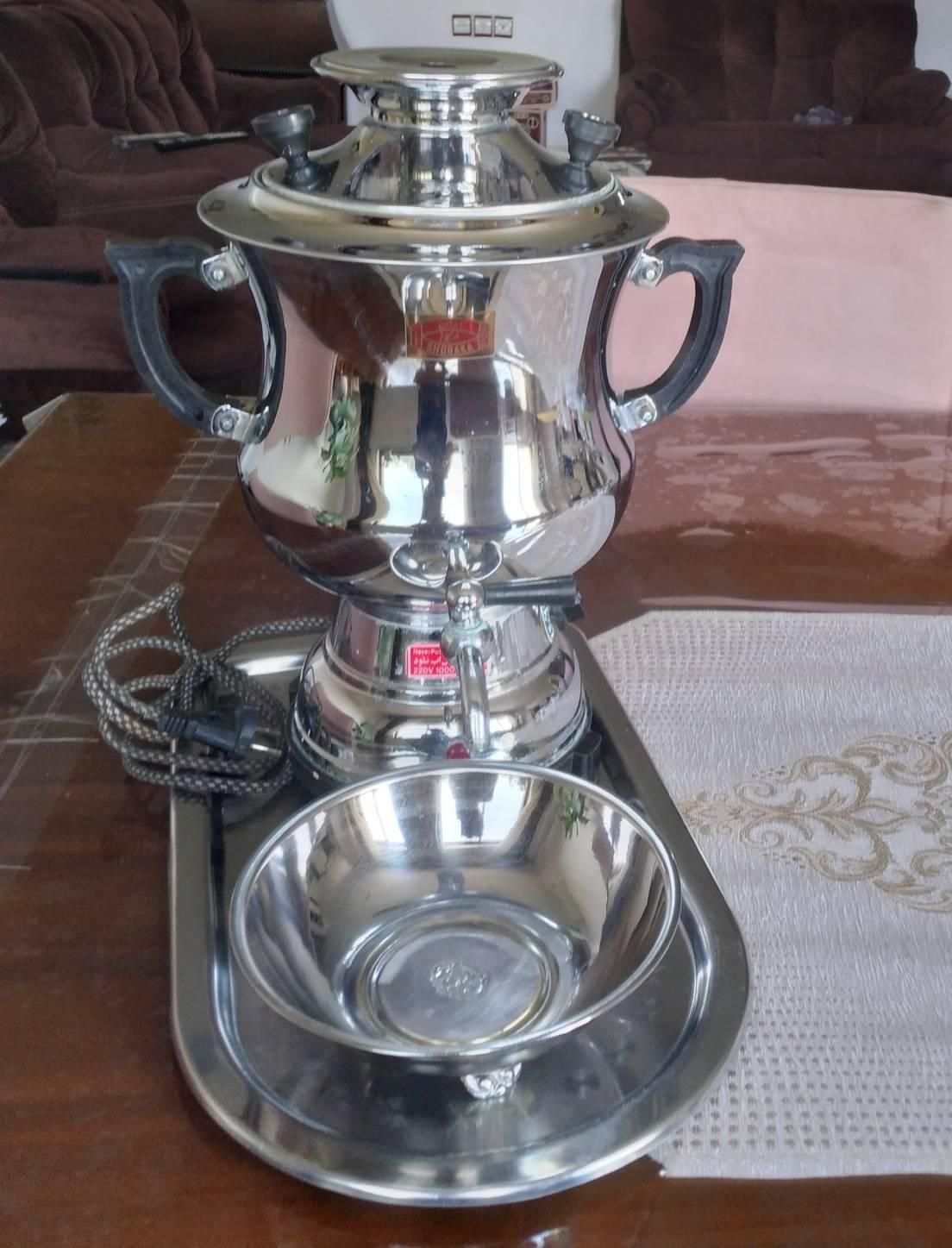 سماور برقی  نو با سینی وکاسه 3500000تومان|سماور، چای‌ساز، قهوه‌ساز|لاهیجان, کوی زمانی|دیوار