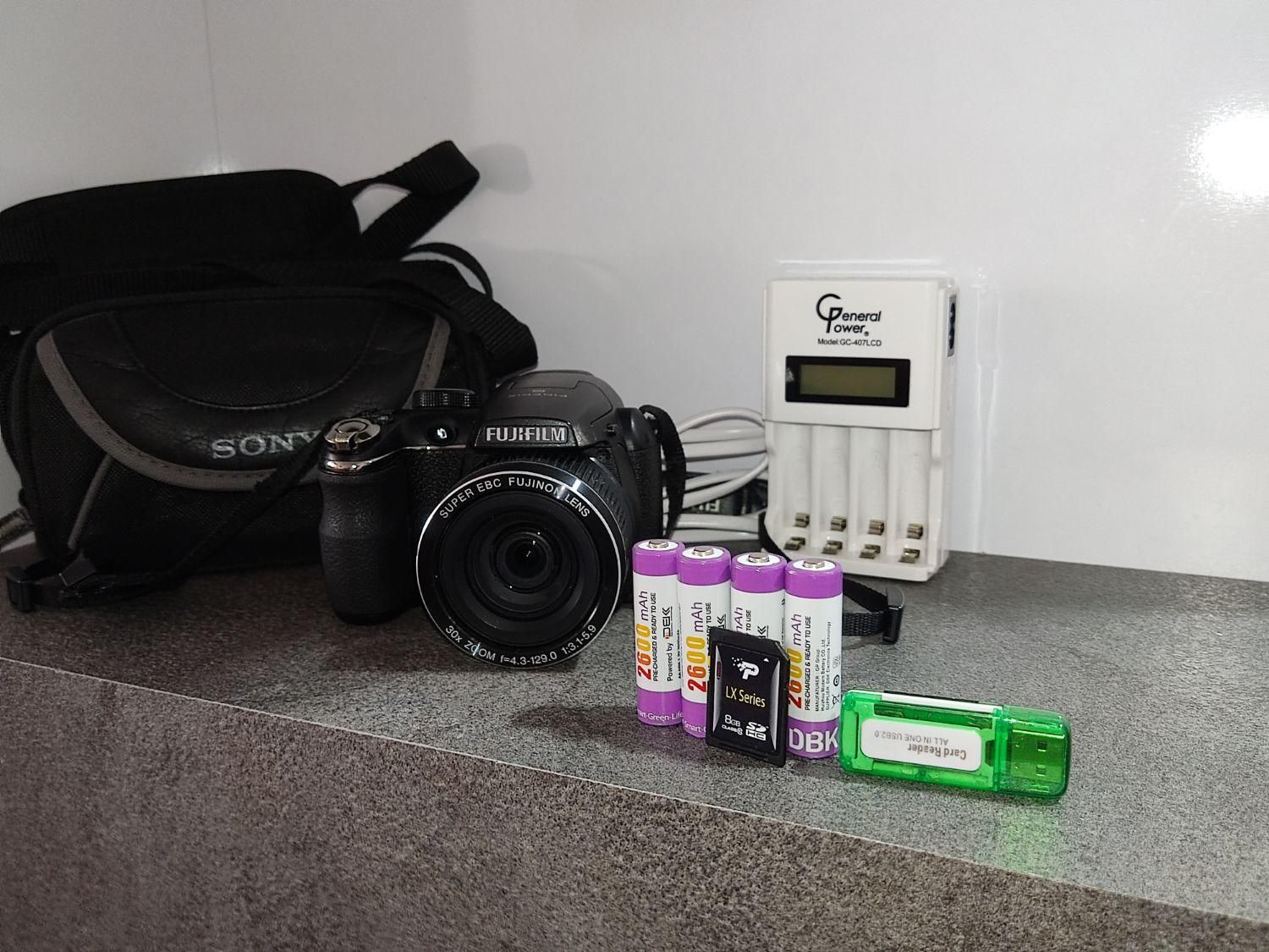 دوربین عکاسی فوجی|دوربین عکاسی و فیلم‌برداری|تبریز, |دیوار