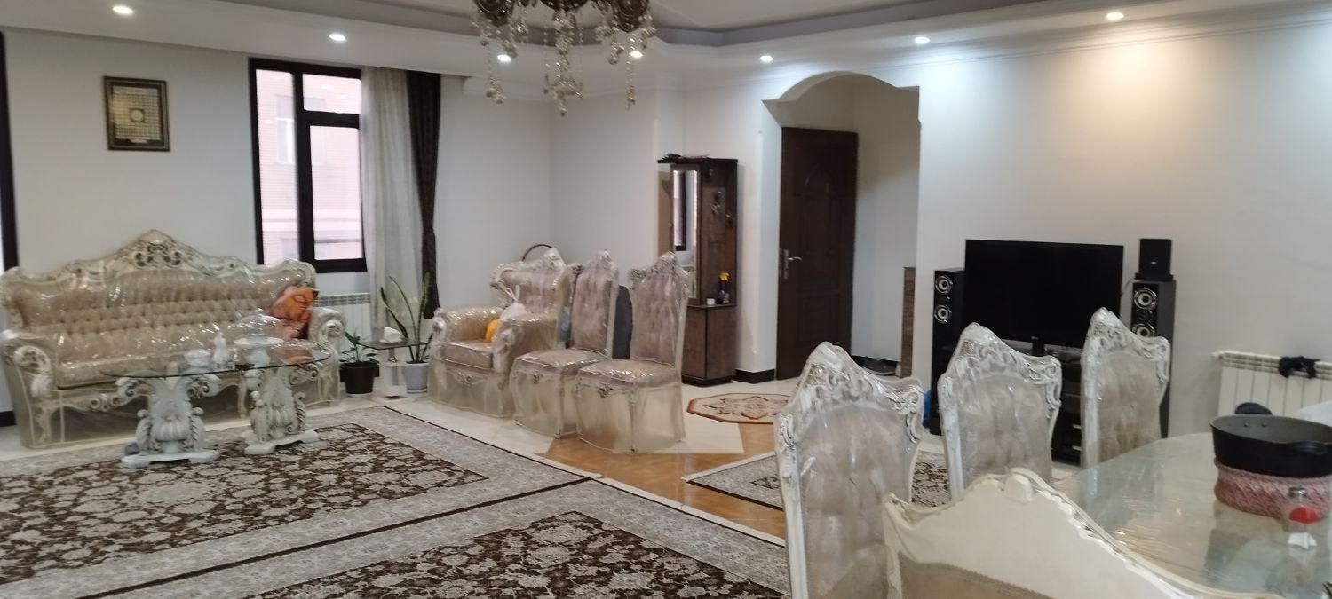 اجاره آپارتمان ۱۳۹ متری ۳ خوابه در شهرک جهان‌نما|اجارهٔ آپارتمان|کرج, شهرک جهان‌نما|دیوار
