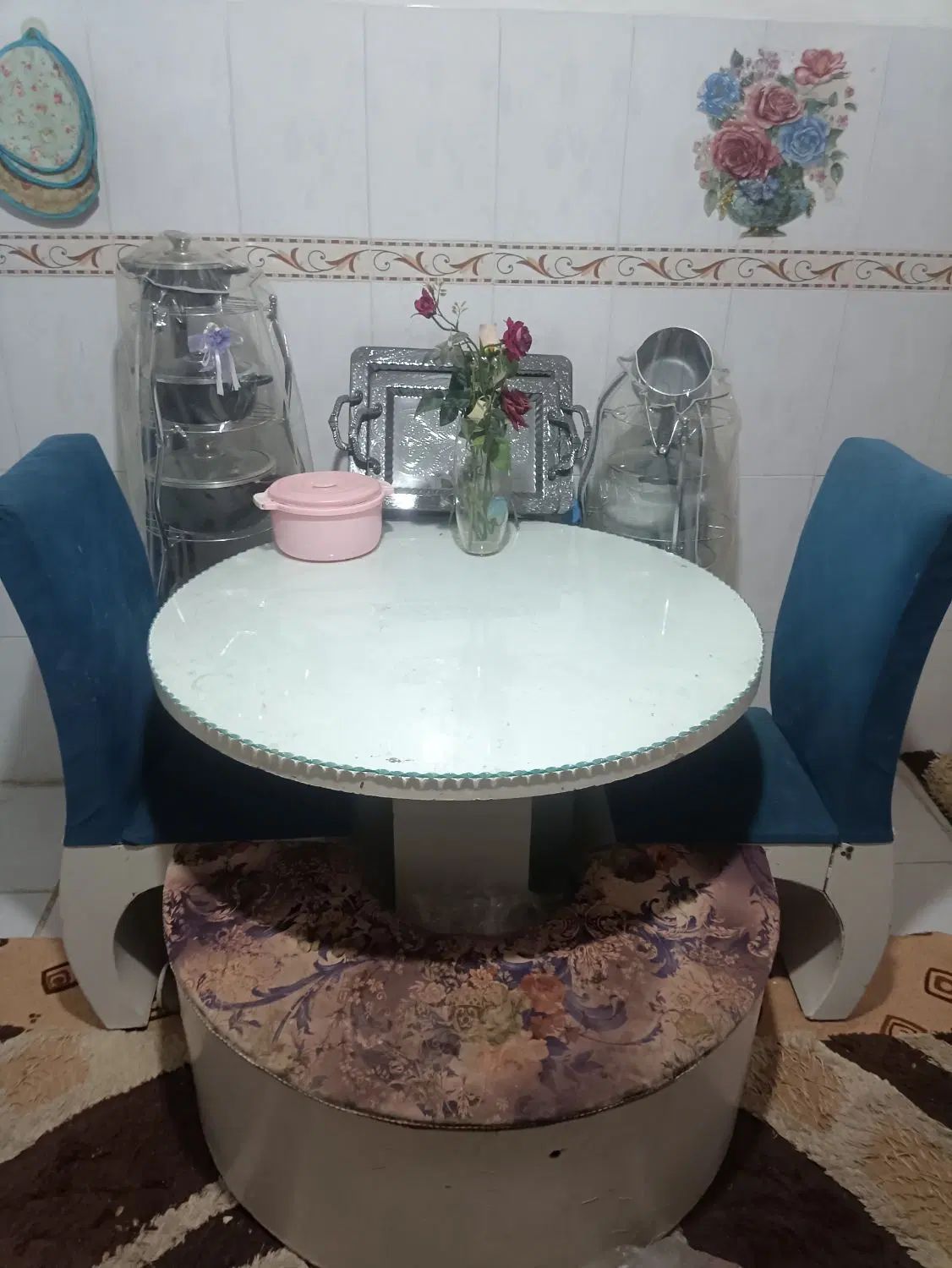 سالم وتمیز|مبلمان خانگی و میز عسلی|مشهد, مهدی آباد|دیوار