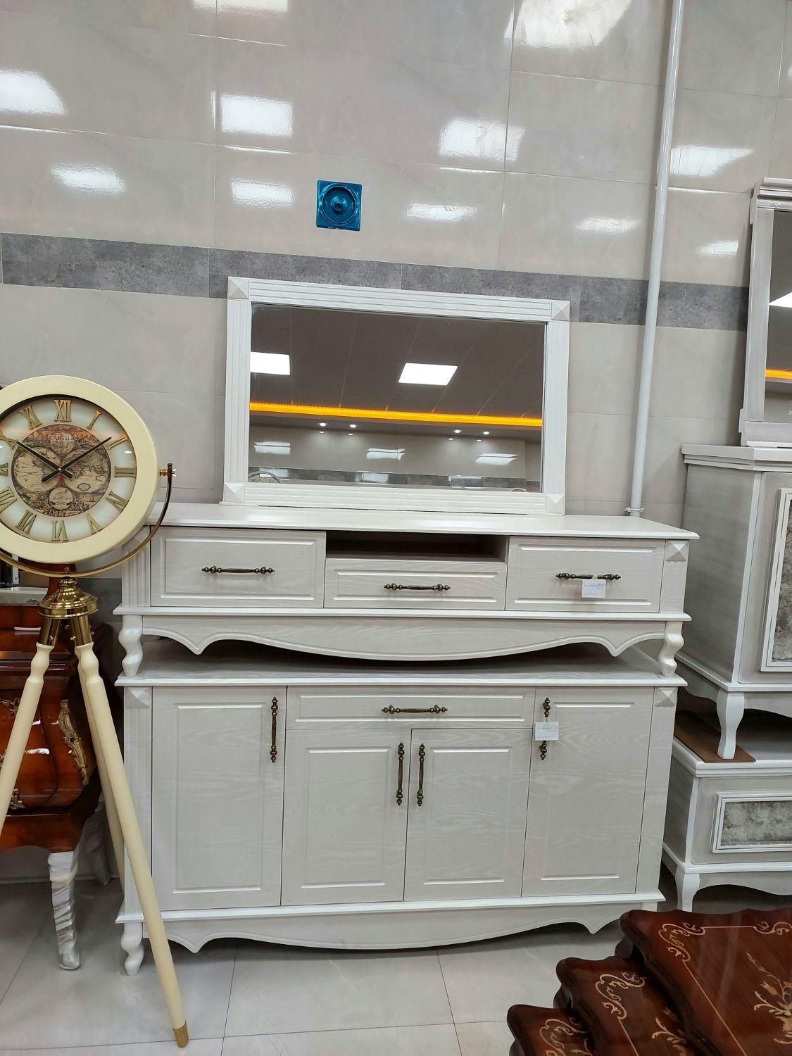 آینه‌کنسول.میزتلویزیون.جاکفشی(سه بعدی پایه چوبی)|بوفه، ویترین، کنسول|ارومیه, |دیوار