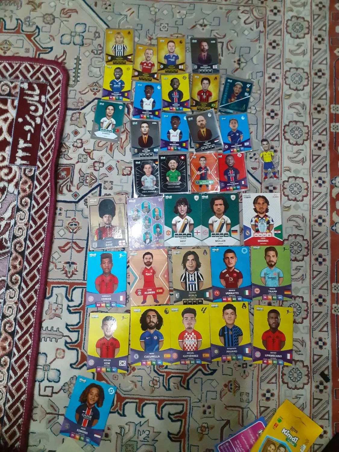 کیمدی|اسباب‌‌بازی|رشت, عینک|دیوار