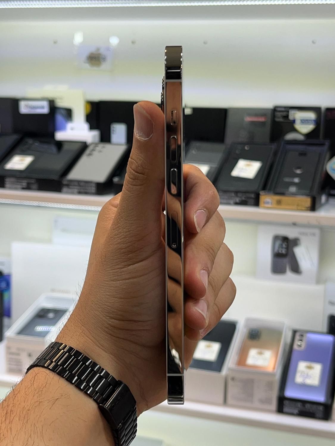Iphone 13 pro max 256Gb ZAA خوش قیمت|موبایل|کرج, کوی امامیه|دیوار