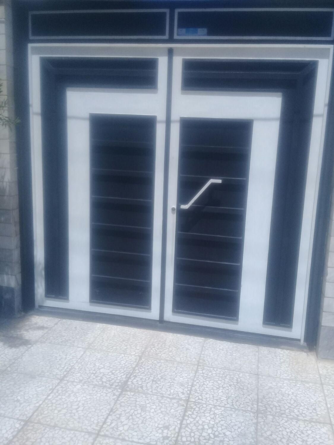 نقاشی ساختمان پلیستردرهای چوبی|خدمات پیشه و مهارت|گرمسار, |دیوار