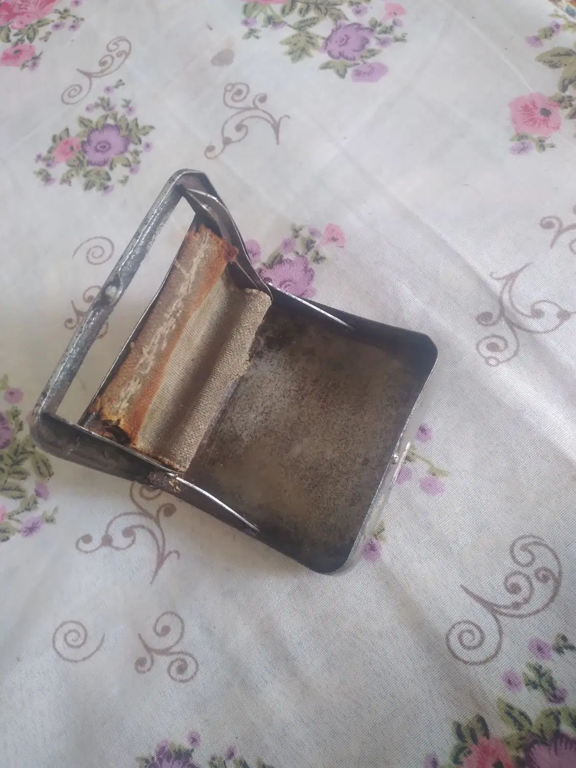 یک تولید سیگار دستی از120سال پیش بسیار قدیمی|کلکسیون اشیاء عتیقه|اصفهان, دوطفلان|دیوار