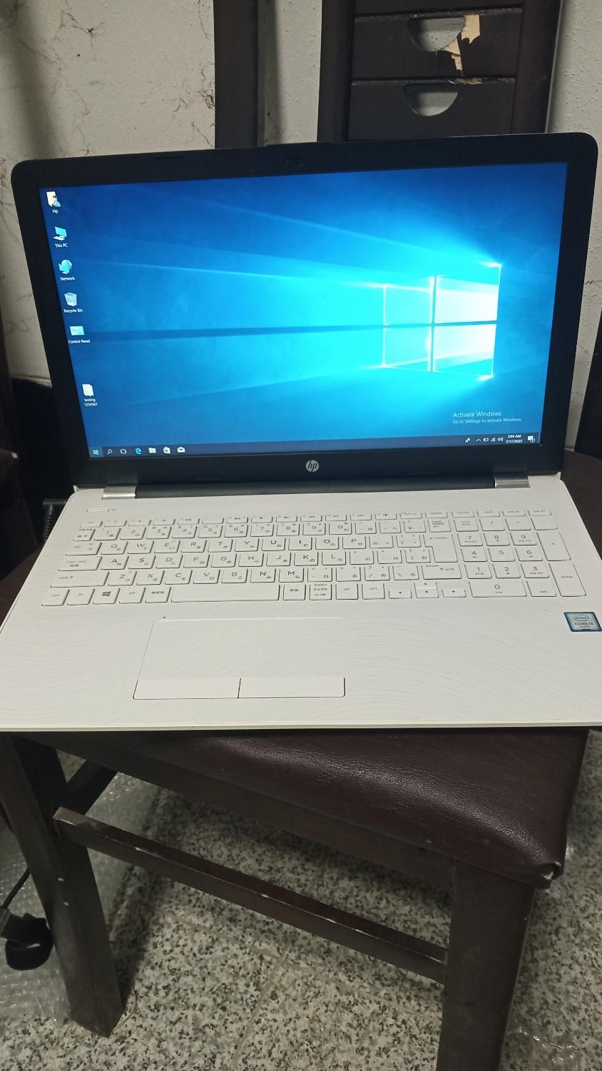 لپ تاپ تمیز 15.6 اینچ hp نسل شش و حافظه 1000گبگ|رایانه همراه|جهرم, |دیوار