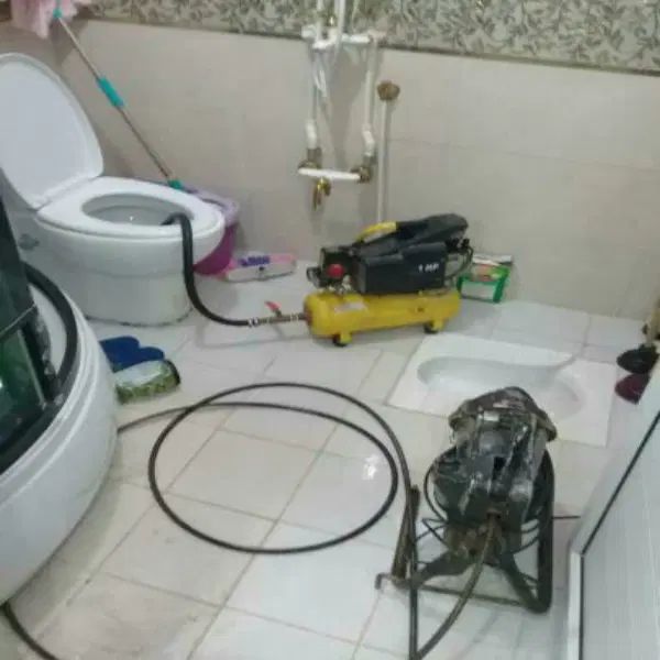 لوله بازکنی فنرزن سراسربانه بهداشتی شبانه روزی|خدمات پیشه و مهارت|بانه, |دیوار