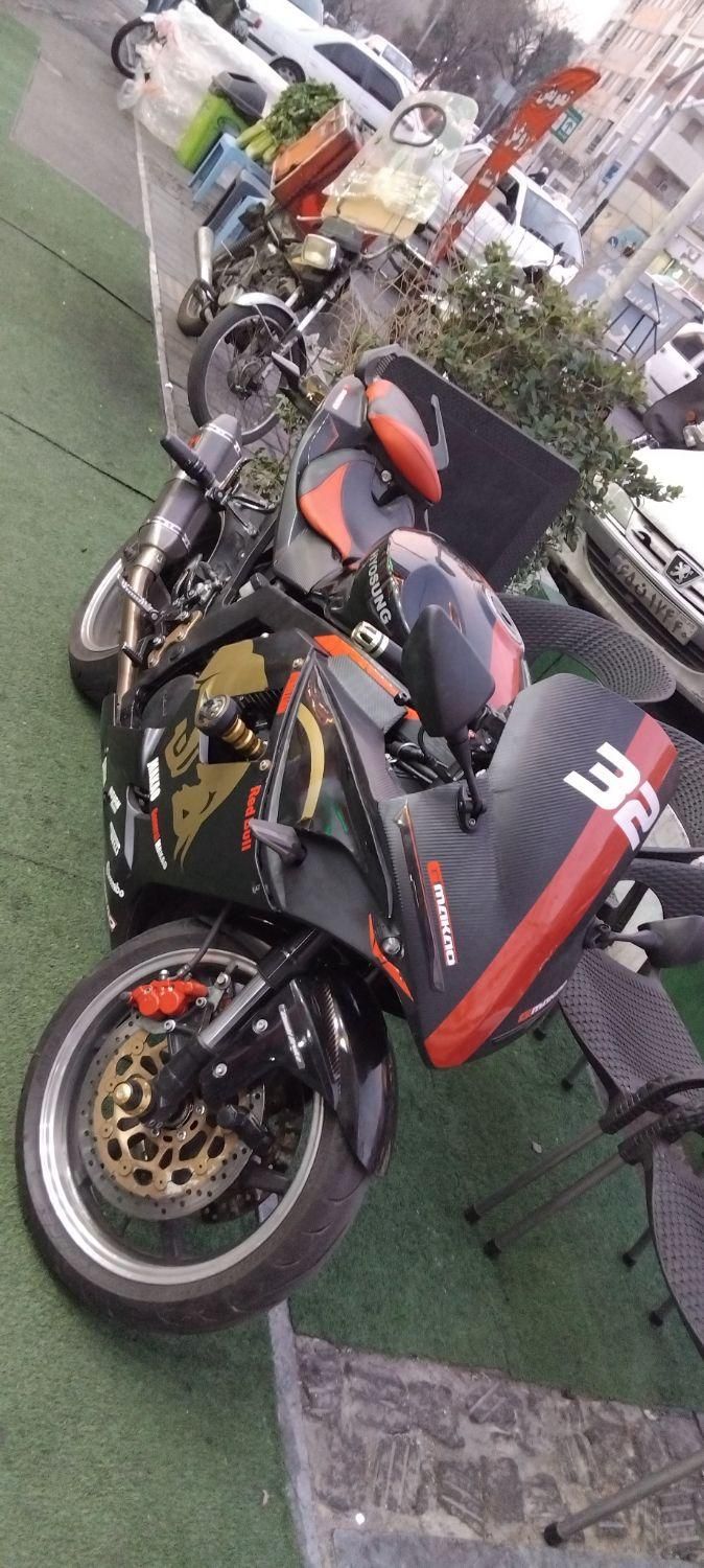 هیوسانگ GT 250 R|موتورسیکلت|تهران, طرشت|دیوار