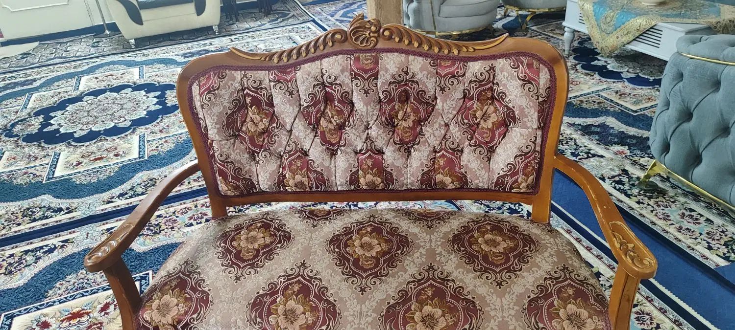 مبل استیل چوب سنگین و قدیمی کاملا سالم هشت نفره|مبلمان خانگی و میز عسلی|اراک, |دیوار