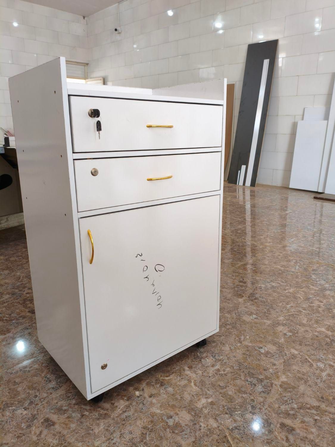 ترولی|آرایشگاه و سالن‌های زیبایی|اهواز, اسلام آباد غربی|دیوار