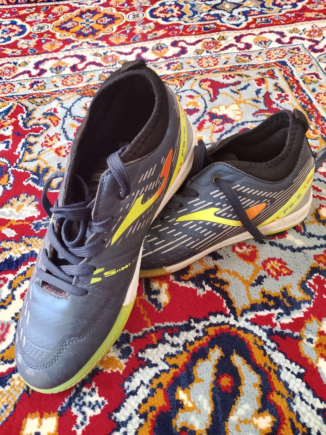 کفش فوتبالی سالن برند final|کیف، کفش، کمربند|مرند, |دیوار