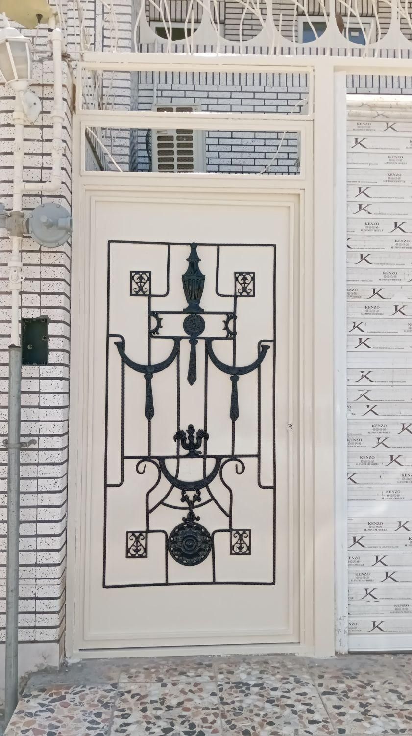 رنگ آمیزی درب وپنجره|خدمات پیشه و مهارت|شوش, |دیوار