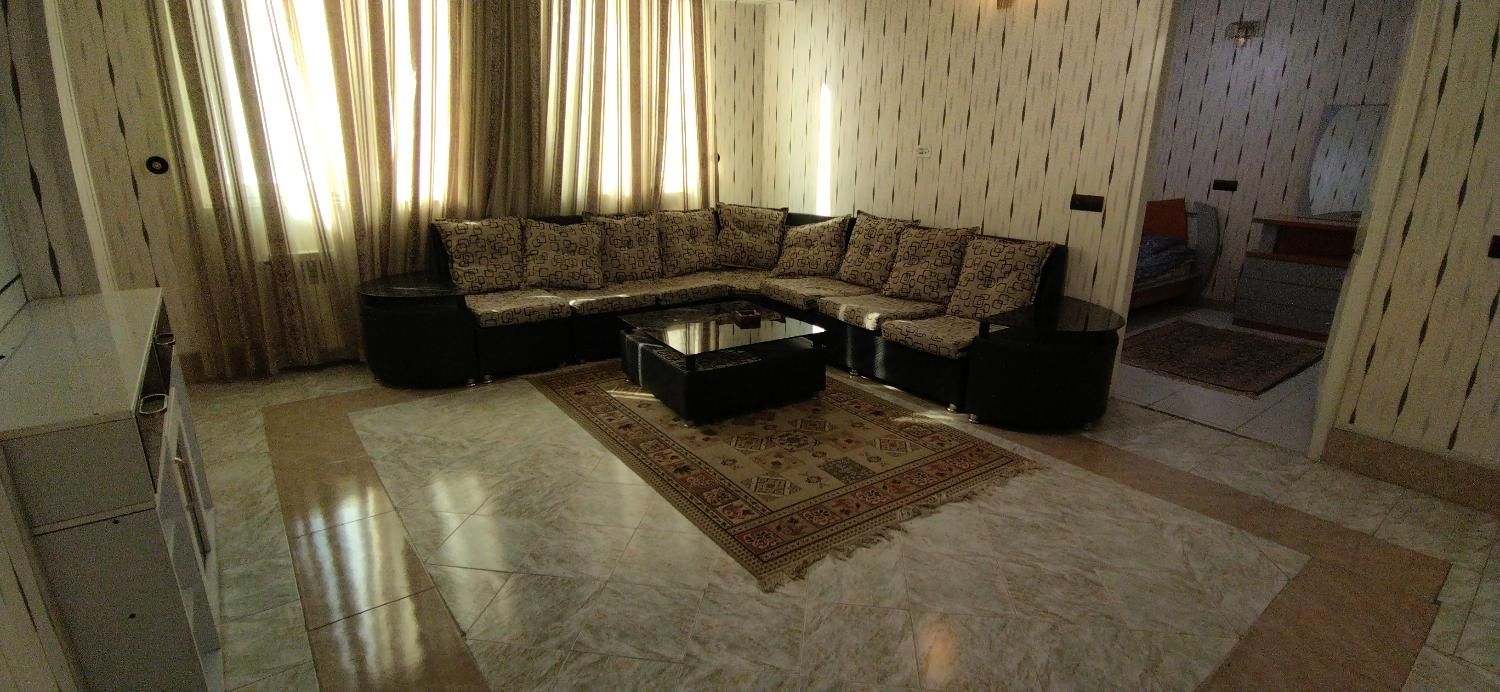 آپارتمان و منزل مبله در منطقه ارم|اجارهٔ کوتاه‌مدت آپارتمان و سوئیت|شیراز, ارم|دیوار