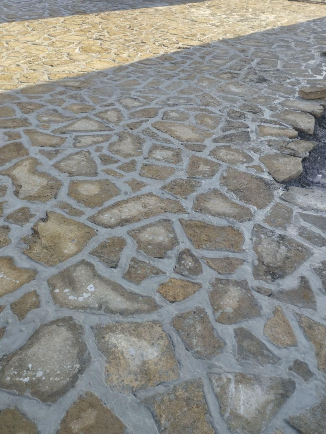 اجرای و پیمانکاری سنگ مالون وسنگ ورقه ای|خدمات پیشه و مهارت|رشت, بلوار گیلان|دیوار