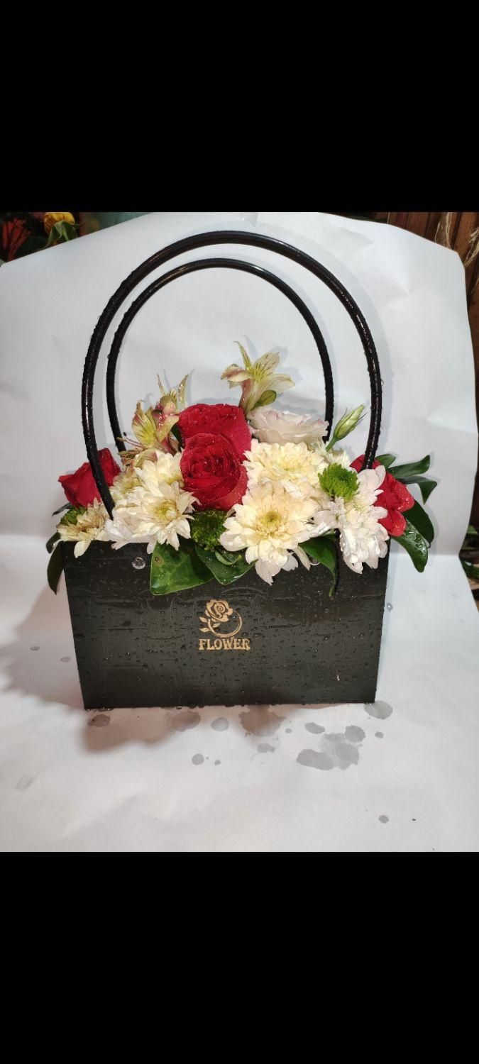 دسته گل و باکس گل مصنوعی و طبیعی با ارسال|گل و گیاه طبیعی|تهران, نواب|دیوار
