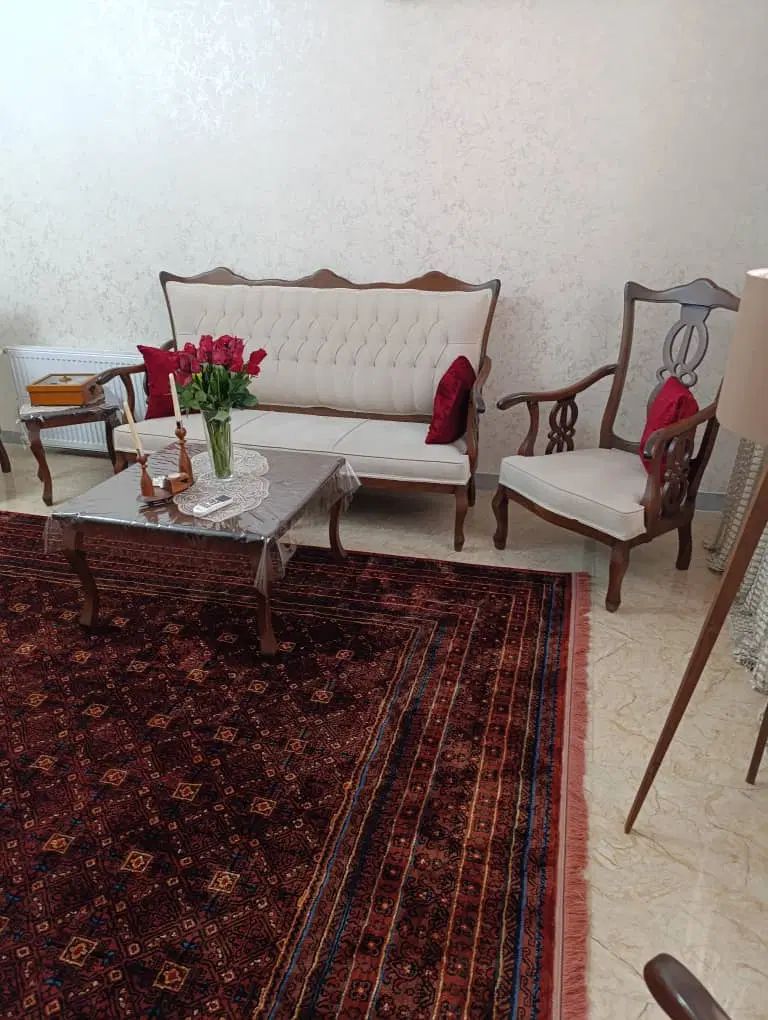 خانم جوان جهت نظافت منزل و باغچه در کرج و ماهدشت|استخدام سرایداری و نظافت|کرج, شهرک شیخ سعدی|دیوار