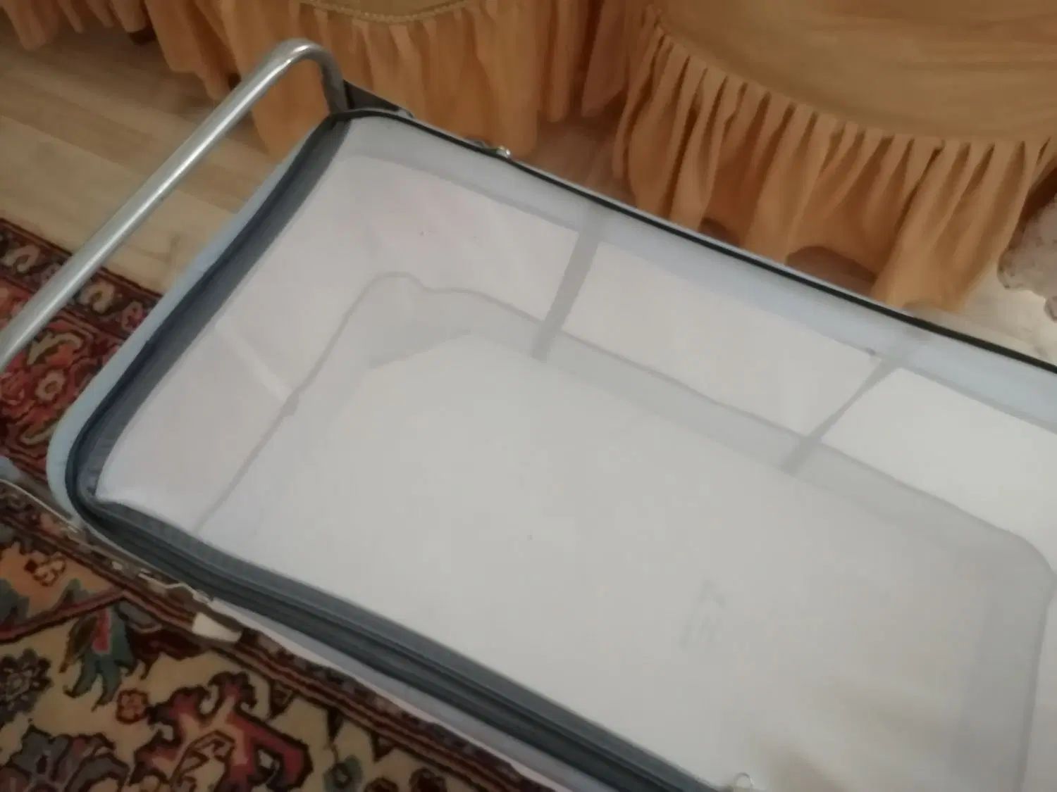 تاب و پشه بند کودک بصورت گهواره تختخواب کودک|اسباب و اثاث بچه|تبریز, |دیوار
