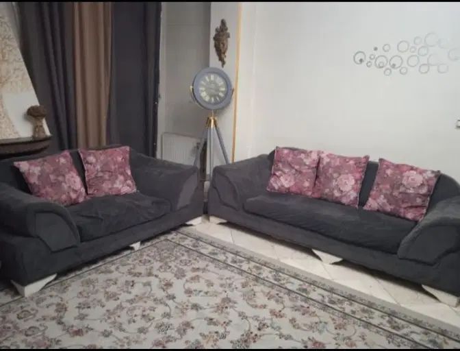 مبل 7نفره چستر|مبلمان خانگی و میز عسلی|کرج, کوی زنبق|دیوار