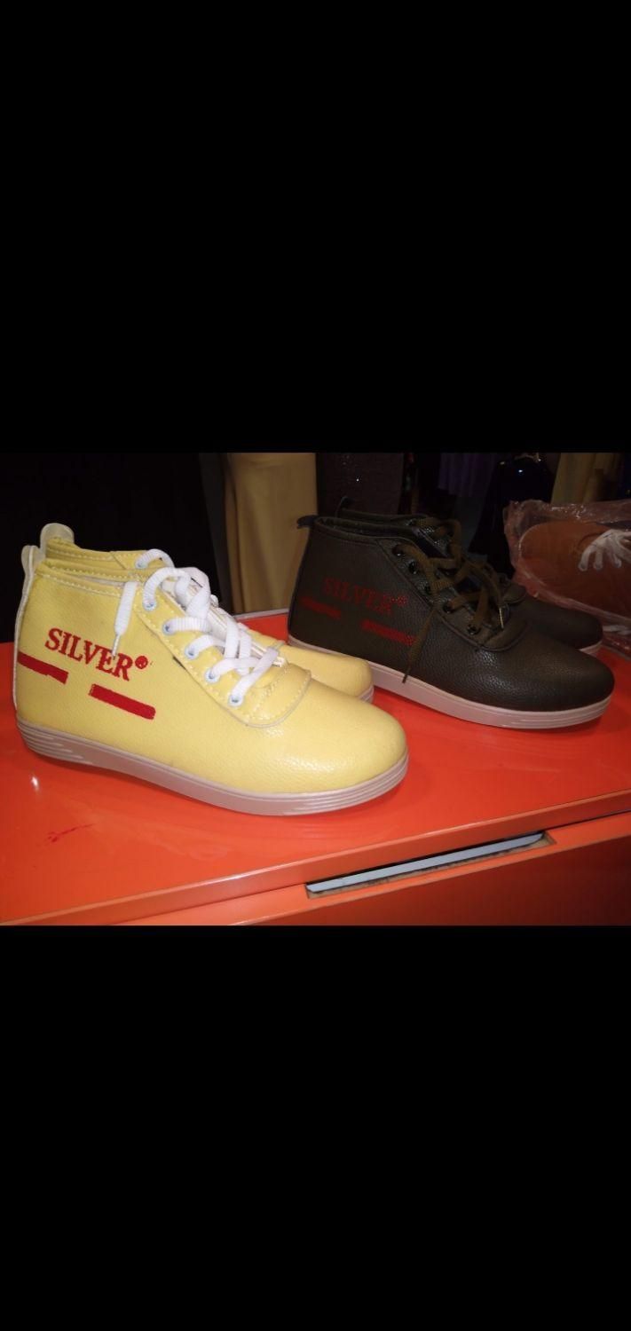 کفش نیم بوت و اسپرت|کیف، کفش، کمربند|کرمانشاه, |دیوار