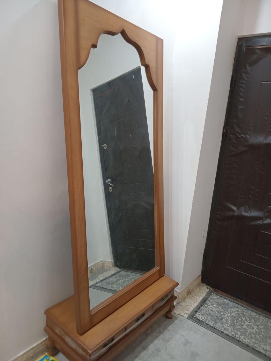 ایینه چوبی|آینه|چابهار, |دیوار