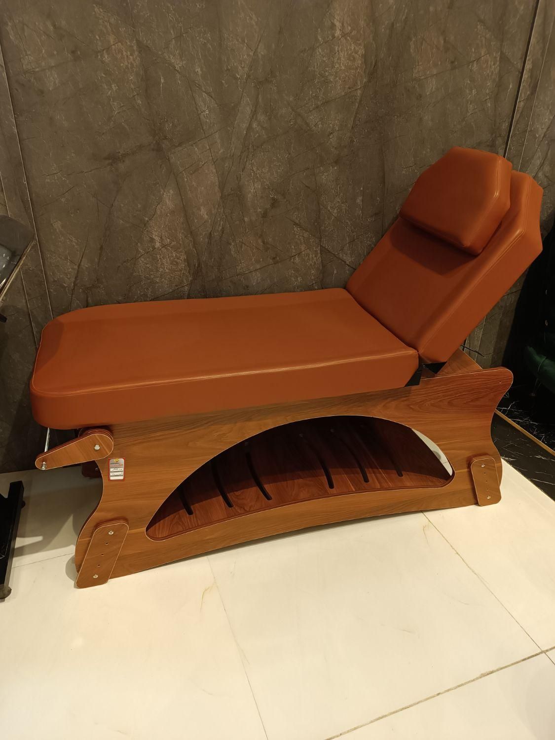 تخت دو تیکه،فشیال،ماساژ،اپلاسیون|آرایشگاه و سالن‌های زیبایی|اصفهان, رهنان|دیوار