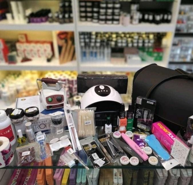 پک کامل وسایل کاشت ناخن بصرفه|آرایشی، بهداشتی، درمانی|بوشهر, |دیوار