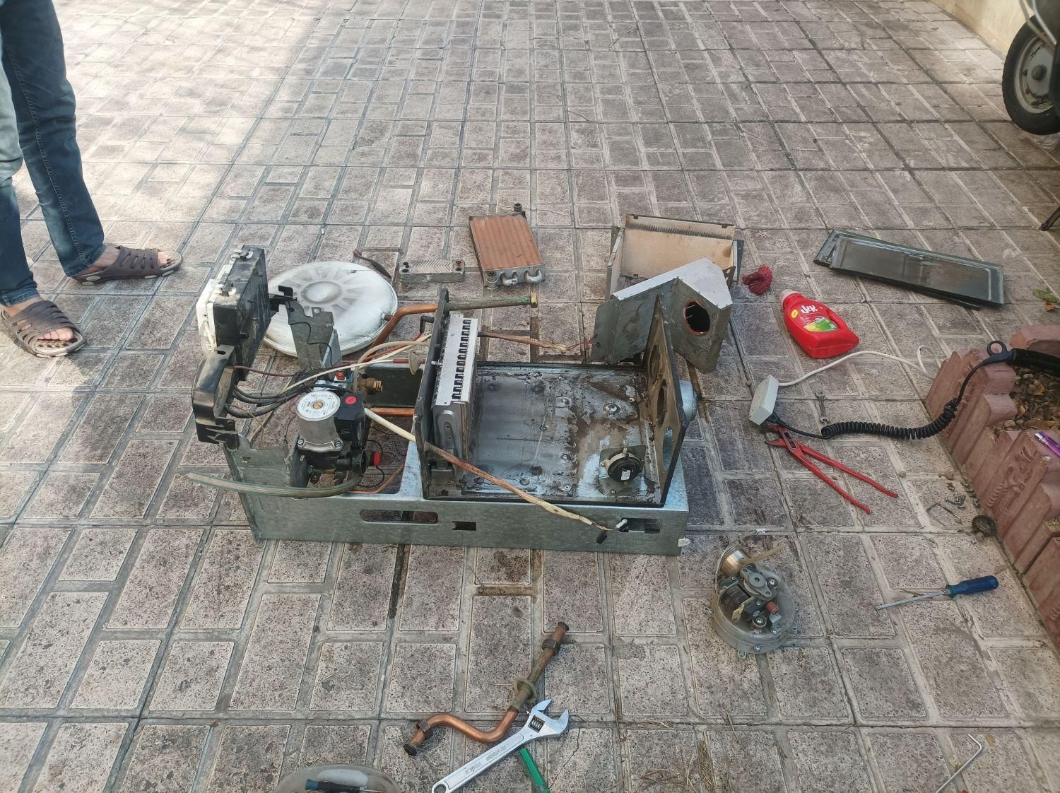 نصب و سرویس تعمیر پکیج ابگرمکن کولر گازی|خدمات پیشه و مهارت|تهران, مشیریه|دیوار