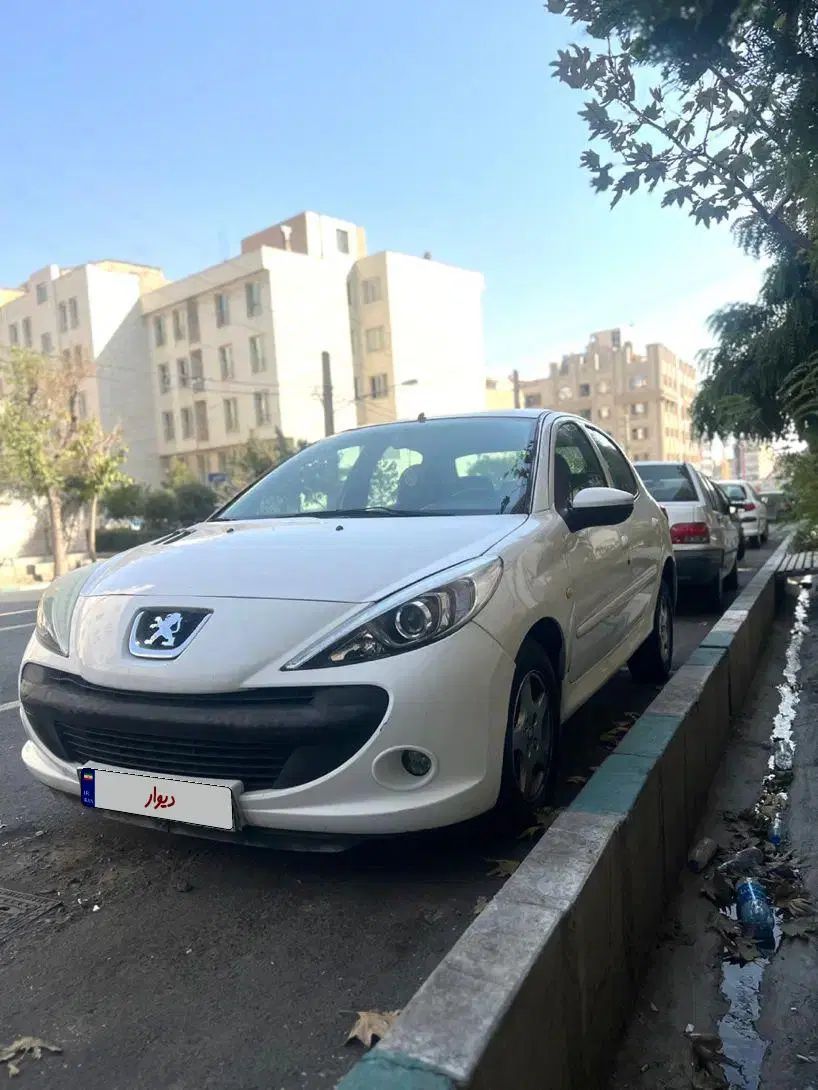 پژو 207i دنده‌ای، مدل ۱۳۹۰|خودرو سواری و وانت|تهران, اباذر|دیوار