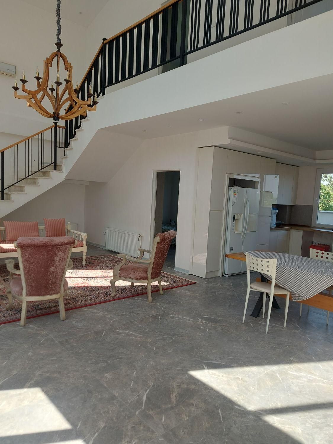 ویلایی خوش ساخت و خاص سندتک برگ|فروش خانه و ویلا|کوچصفهان, |دیوار