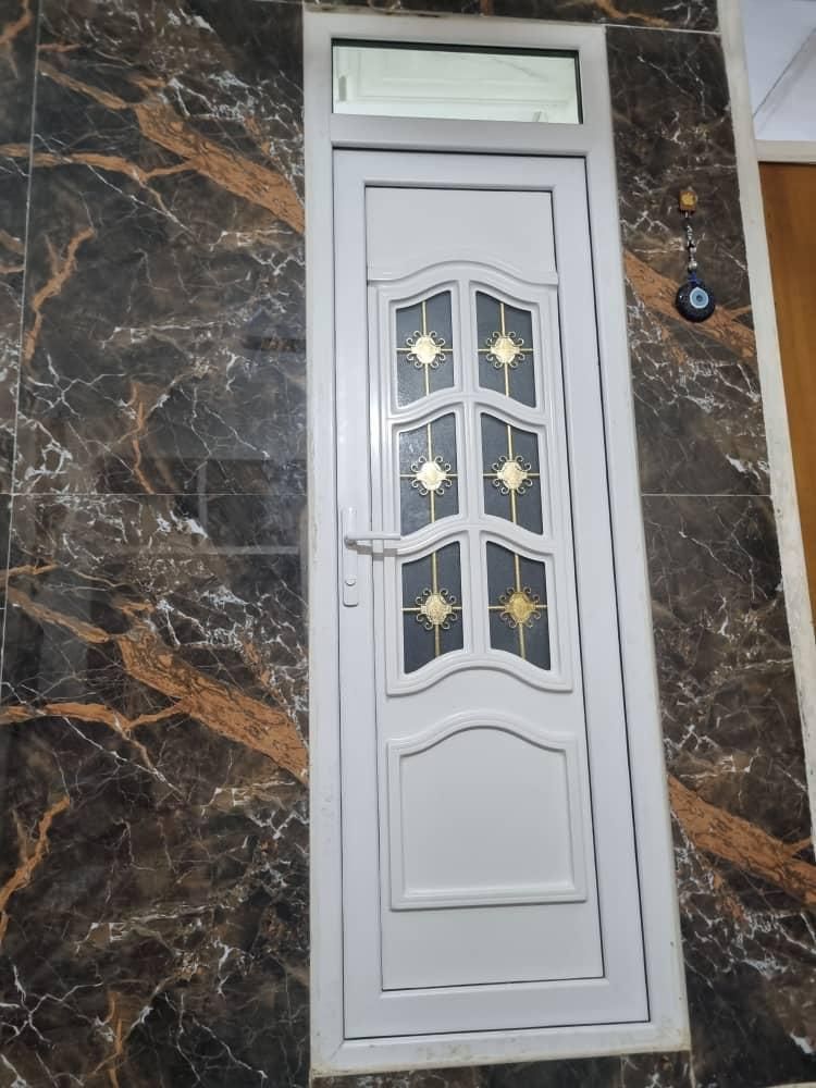 خدمات درب و پنجره دوجداره همراه با شیشه وتوری|خدمات پیشه و مهارت|کیش, |دیوار